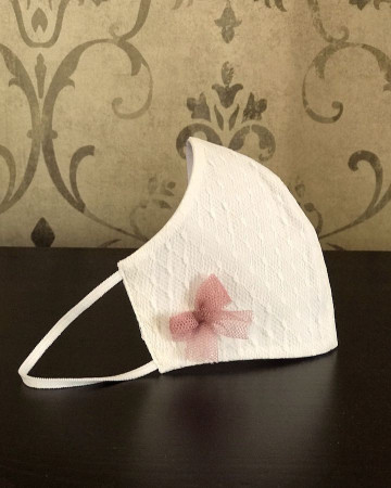Mascarilla tul de algodón con plumeti Mascarilla tul de algodón con plumeti