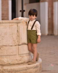 Conjunto de niño con tirantes