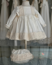 Vestido y braga Santa...