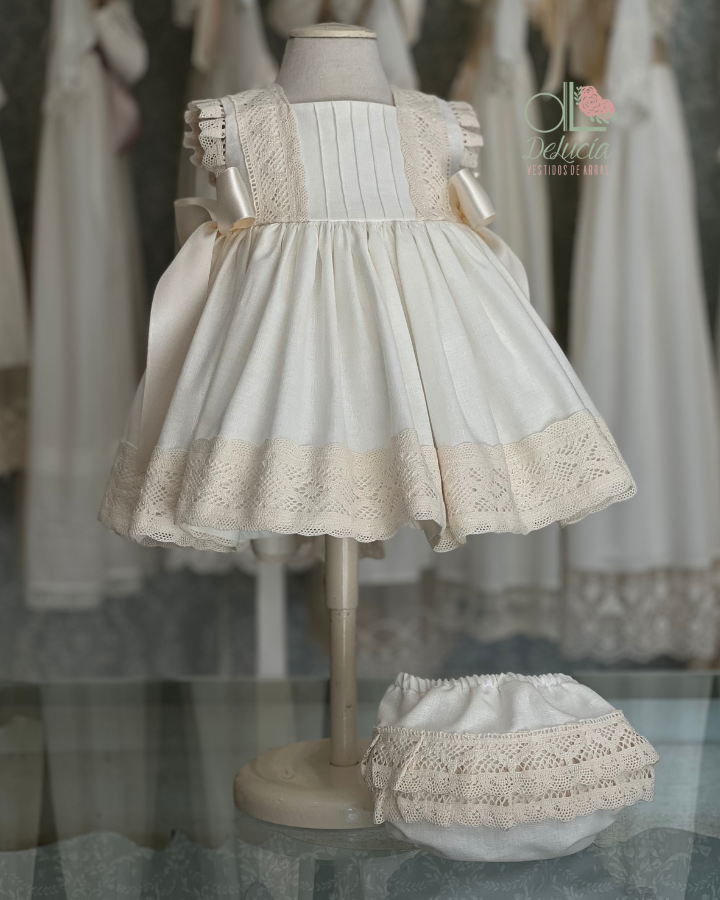 Vestido y braga Santa Teresa en sisa