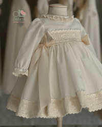 Vestido y braga Santa Marta manga larga